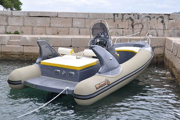 Realcraft 600 Cabin