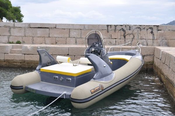 phoca-thumb-l-dsc-00401F05C11F-C20F-B7B2-02B4-F622B7A08880.jpg